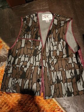 Duck Bay Camouflage Utility Hunting Vest - Brown & Green